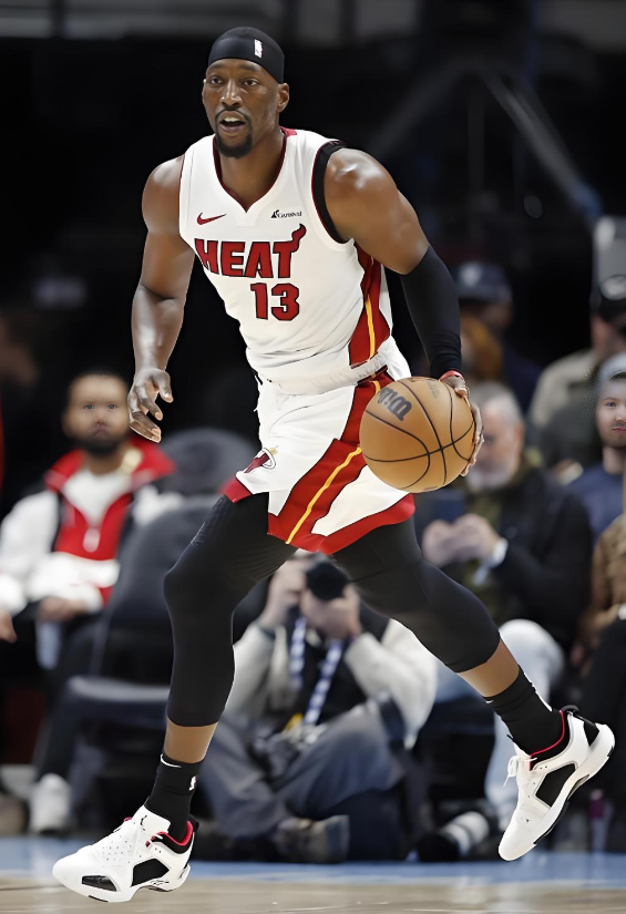 九游娱乐迈阿密热火迎NBA常规赛关键赛,转会期队长鼓劲,震撼外界,心理建设被强调的简单介绍